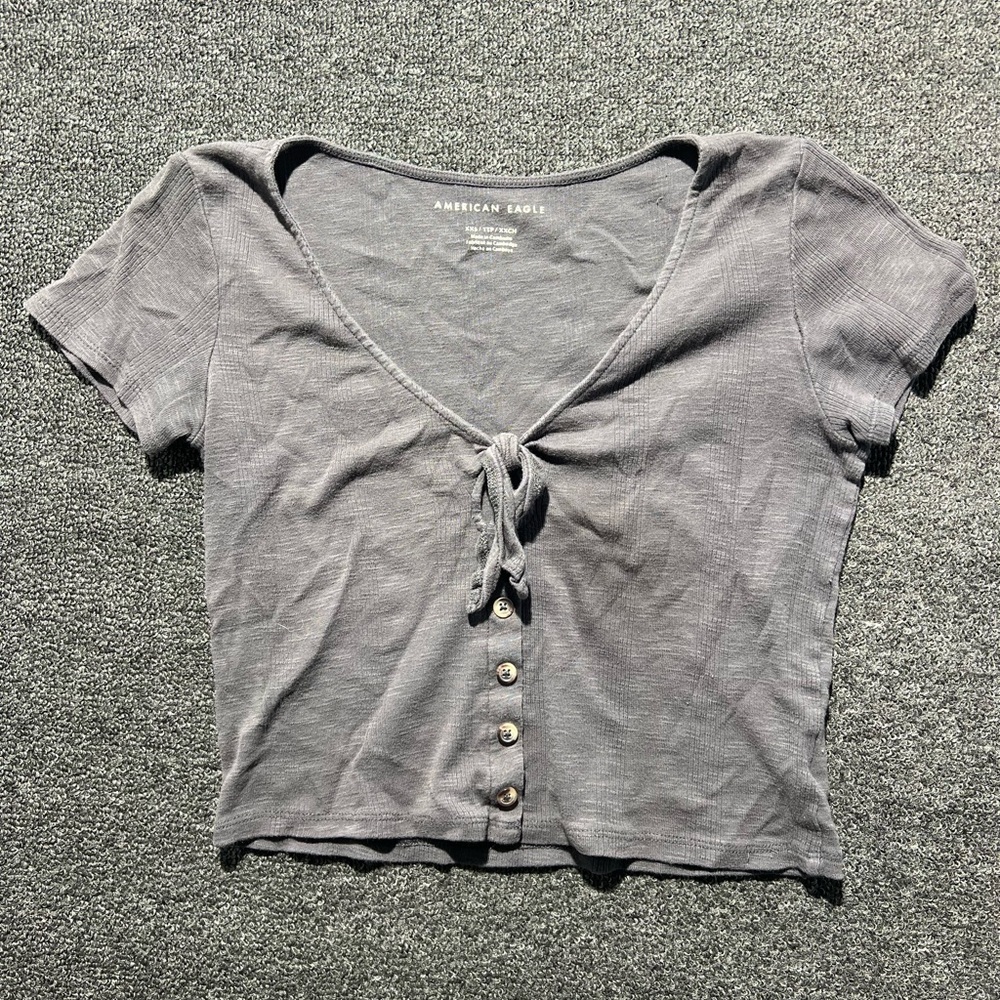 American Eagle Outfitters Gray Button-Front Women's crop Top